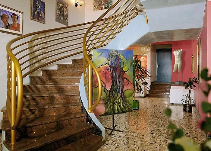 فندق Miramare 3*