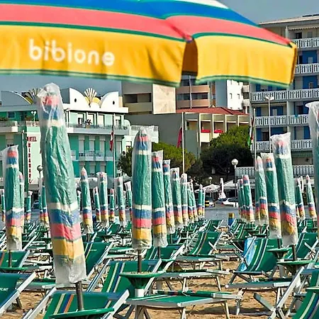 Miramare بيبيوني