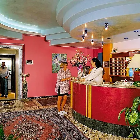 Miramare فندق