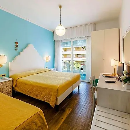 فندق Miramare 3*